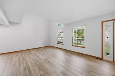 16051 Laurel Drive, Orland Park, IL 60462 - Photo 5