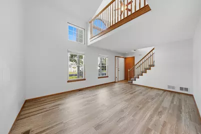16051 Laurel Drive, Orland Park, IL 60462 - Photo 3