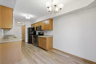 16051 Laurel Dr, Orland Park, IL 60462 - Photo 9