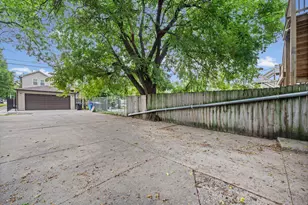 1301 S Christiana Ave, Chicago, IL 60623 - Photo 25