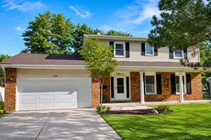 606 71st St, Darien, IL 60561 - Photo 1