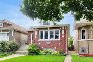 7911 W Westwood Dr, Elmwood Park, IL 60707 - Photo 3