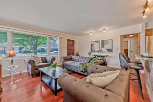 1025 Longaker Rd, Northbrook, IL 60062 - Photo 7
