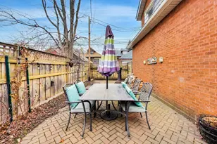 6503 N Maplewood Ave, Chicago, IL 60645 - Photo 37