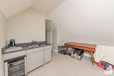 2923 N Avers Avenue #2, Chicago, IL 60618 - Photo 13