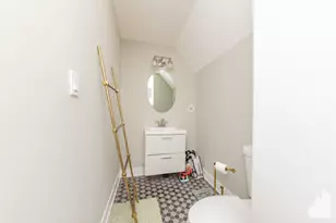2923 N Avers Ave, Chicago, IL 60618 - Photo 19