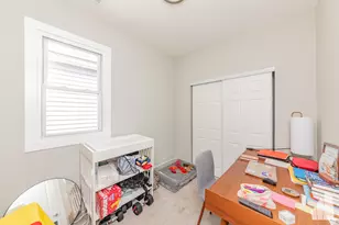 2923 N Avers Ave, Chicago, IL 60618 - Photo 11