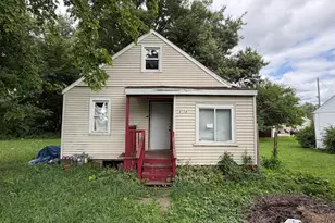 14104 S Claire Blvd, Robbins, IL 60472 - Photo 1