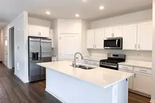 301 Westminster Ct, North Aurora, IL 60542 - Photo 11