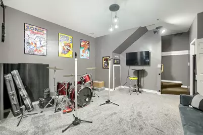 1127 E Prairie Avenue, Des Plaines, IL 60016 - Photo 13