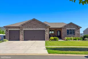 892 W Woodlawn Rd, New Lenox, IL 60451 - Photo 1