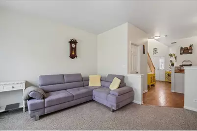 1041 Parkhill Circle, Aurora, IL 60502 - Photo 7