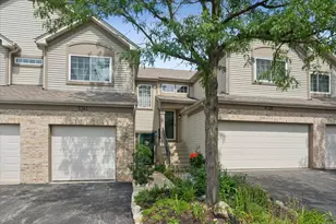 1041 Park Hill Cir, Aurora, IL 60502 - Photo 1