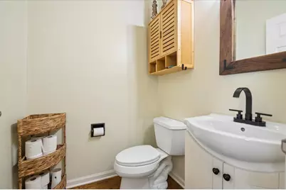1041 Parkhill Circle, Aurora, IL 60502 - Photo 9
