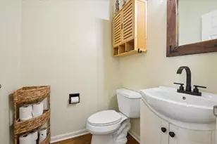 1041 Park Hill Cir, Aurora, IL 60502 - Photo 9