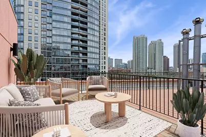 [Address not provided], Chicago, IL 60654 - Photo 31