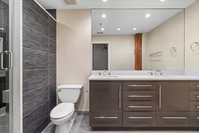 [Address not provided], Chicago, IL 60654 - Photo 17
