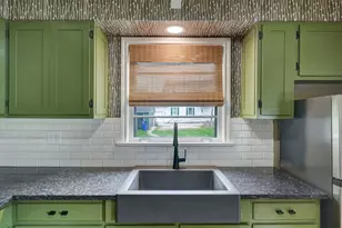 507 W Wesley St, Wheaton, IL 60187 - Photo 7