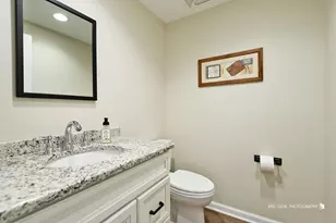 1450 North Ave, Bannockburn, IL 60015 - Photo 17