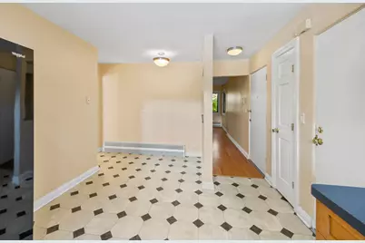 501 Sheridan Road #2C, Evanston, IL 60202 - Photo 3