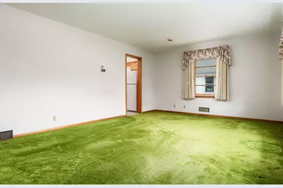 2811 Horton Street, Rockford, IL 61109 - Photo 3