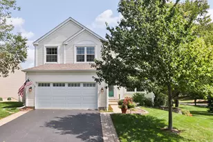 3 Falcon Ridge Ct, Algonquin, IL 60102 - Photo 1