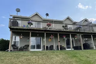 1721 W River St, Dixon, IL 61021 - Photo 9