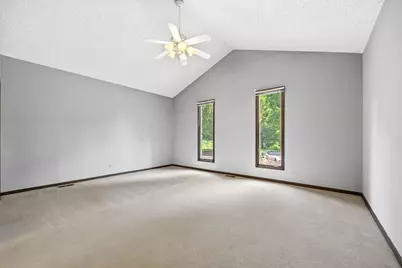 11S056 Madison Street, Burr Ridge, IL 60527 - Photo 31