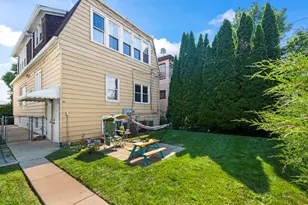 5848 W Catalpa Ave, Chicago, IL 60630 - Photo 25