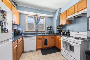 5848 W Catalpa Ave, Chicago, IL 60630 - Photo 7