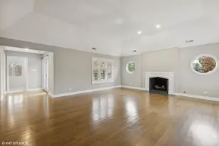 1604 Burr Ridge Club, Burr Ridge, IL 60527 - Photo 25
