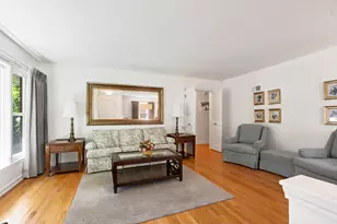 5312 Crain St, Skokie, IL 60077 - Photo 3