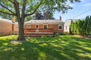 5312 Crain St, Skokie, IL 60077 - Photo 19