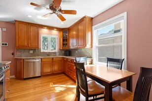 5312 Crain St, Skokie, IL 60077 - Photo 7