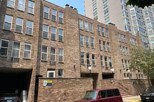 744 W Gordon Terrace, Chicago, IL 60613 - Photo 1