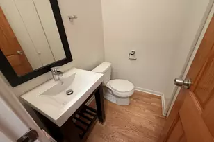 744 W Gordon Terrace, Chicago, IL 60613 - Photo 13