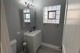 3410 W 53rd Pl, Chicago, IL 60632 - Photo 5
