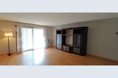 4835 N Central Avenue #212, Chicago, IL 60630 - Photo 3