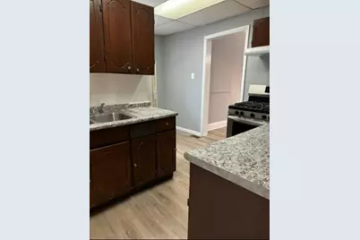 621 N Ash Street, Waukegan, IL 60085 - Photo 5