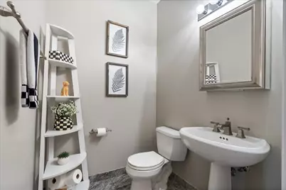 1122 N Dearborn Street #7E, Chicago, IL 60610 - Photo 15