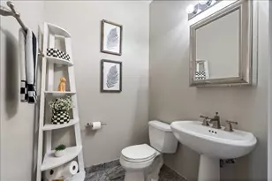1122 N Dearborn St, Chicago, IL 60610 - Photo 15