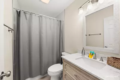 110 N Cambridge Drive, Geneva, IL 60134 - Photo 9
