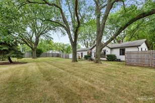 110 N Cambridge Dr, Geneva, IL 60134 - Photo 17