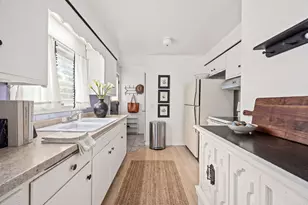 11S130 Madison St, Burr Ridge, IL 60527 - Photo 9
