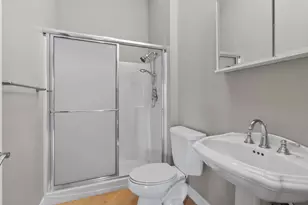 111 E Van Buren St, Woodstock, IL 60098 - Photo 23