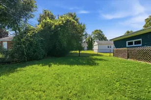 271 Dalton Ave, Mundelein, IL 60060 - Photo 23