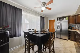 15577 Rose Dr, South Holland, IL 60473 - Photo 5