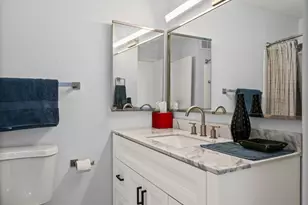 5455 N Sheridan Rd, Chicago, IL 60640 - Photo 11