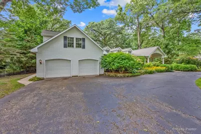 366 Warwick Lane, Lakewood, IL 60014 - Photo 3