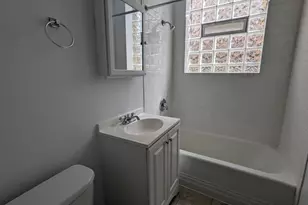 2338 N Spaulding Ave, Chicago, IL 60647 - Photo 15